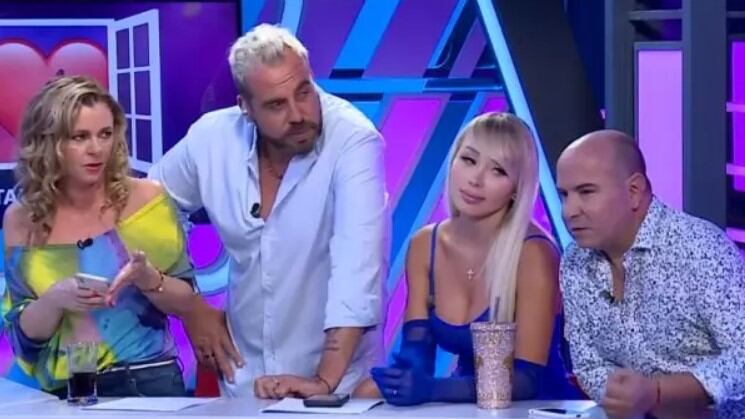 Sígueme y te sigo con Daniella Chávez