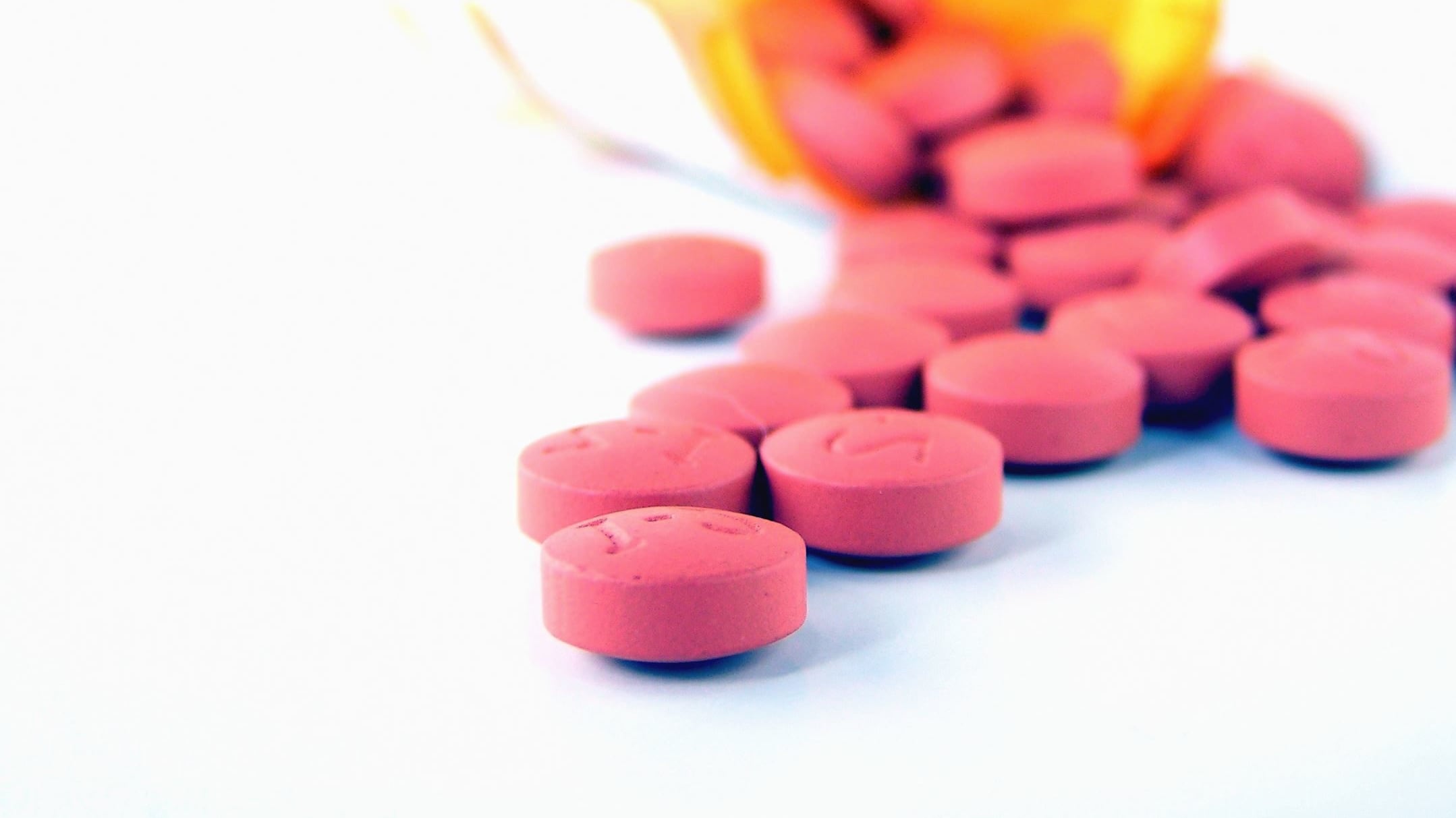 Dos plantas capaces de provocar daños nerviosos y parálisis con dosis muy bajas también podrían convertirse en la base de nuevos tratamientos médicos. Foto: Magnific.