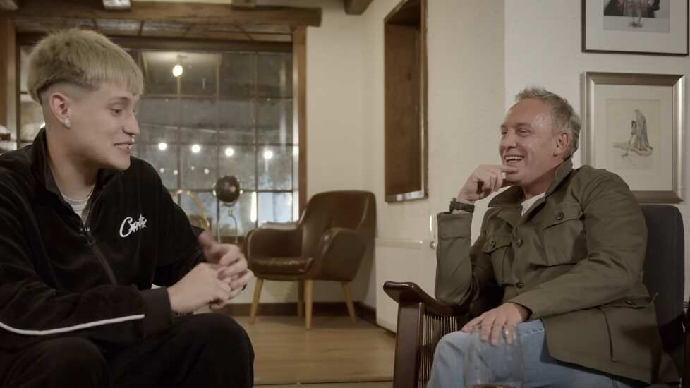 Martín Cárcamo entrevista a Kidd Voodoo en "La Alfombra".