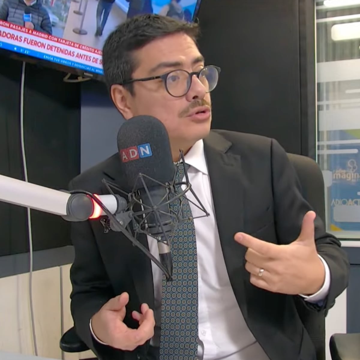 Director de Junaeb revela ocultamiento de información a Contraloría Director de Junaeb revela ocultamiento de información a Contraloría