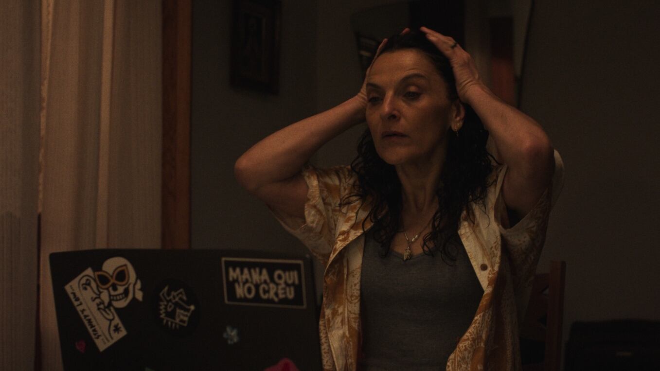 La actriz chilena es la protagonista del filme español que se estrena en salas de cine chilenas el próximo jueves 7 de agosto.