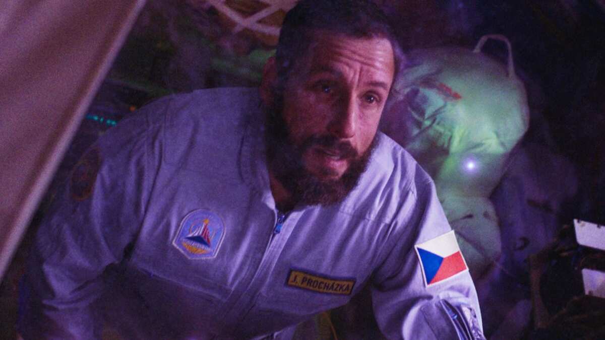 Escenas de la película 'El astronauta'