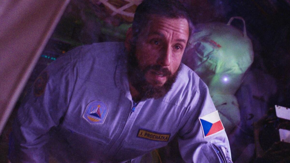 Escenas de la película 'El astronauta'