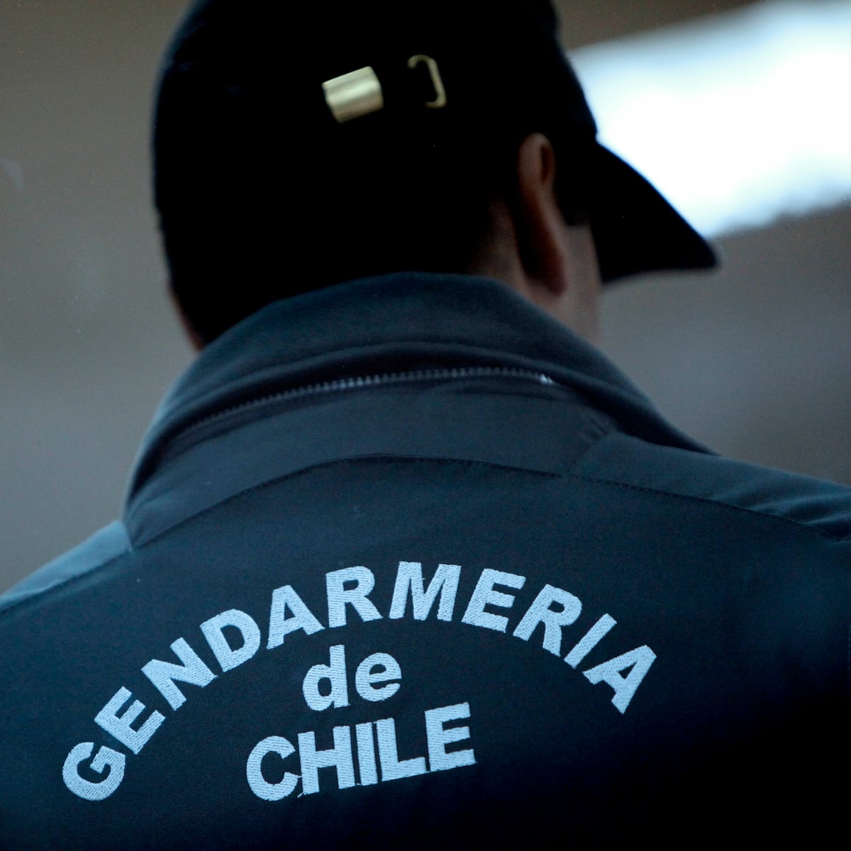 Gendarme se retira por romance con reo Gendarme se retira por romance con reo