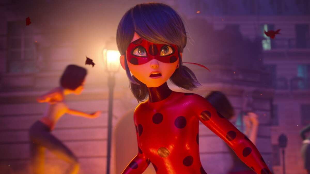 Escenas de 'Miraculous Las aventuras de Ladybug - La película'