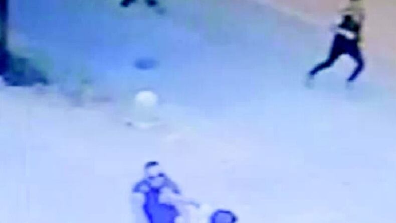 El guardia preso y el delincuente quedó libre