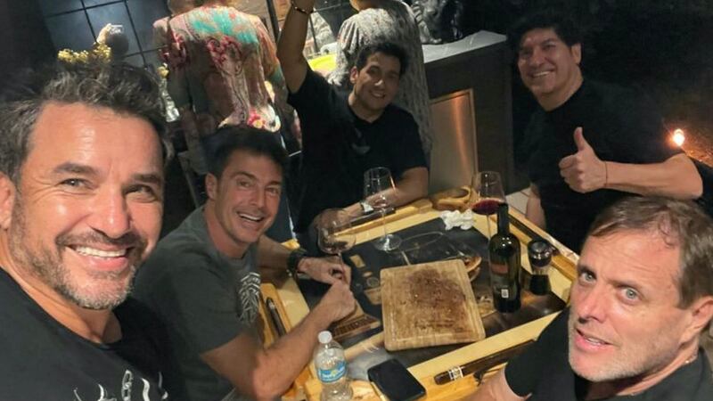 Carrete en Miami: Rafael Araneda, Douglas, Giancarlo Petaccia e Iván Zamorano se juntaron a tomar vino en Estados Unidos