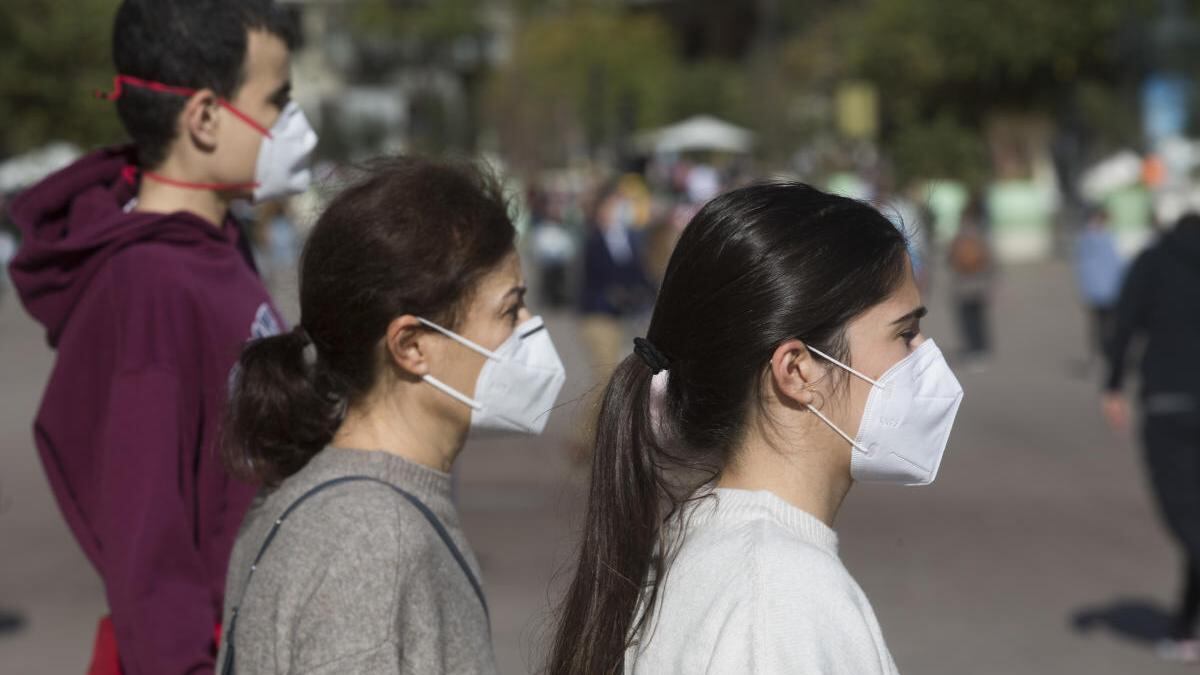 La idea es que los estudiantes expliquen todo sobre el COVID a personas que desconocen el tema.