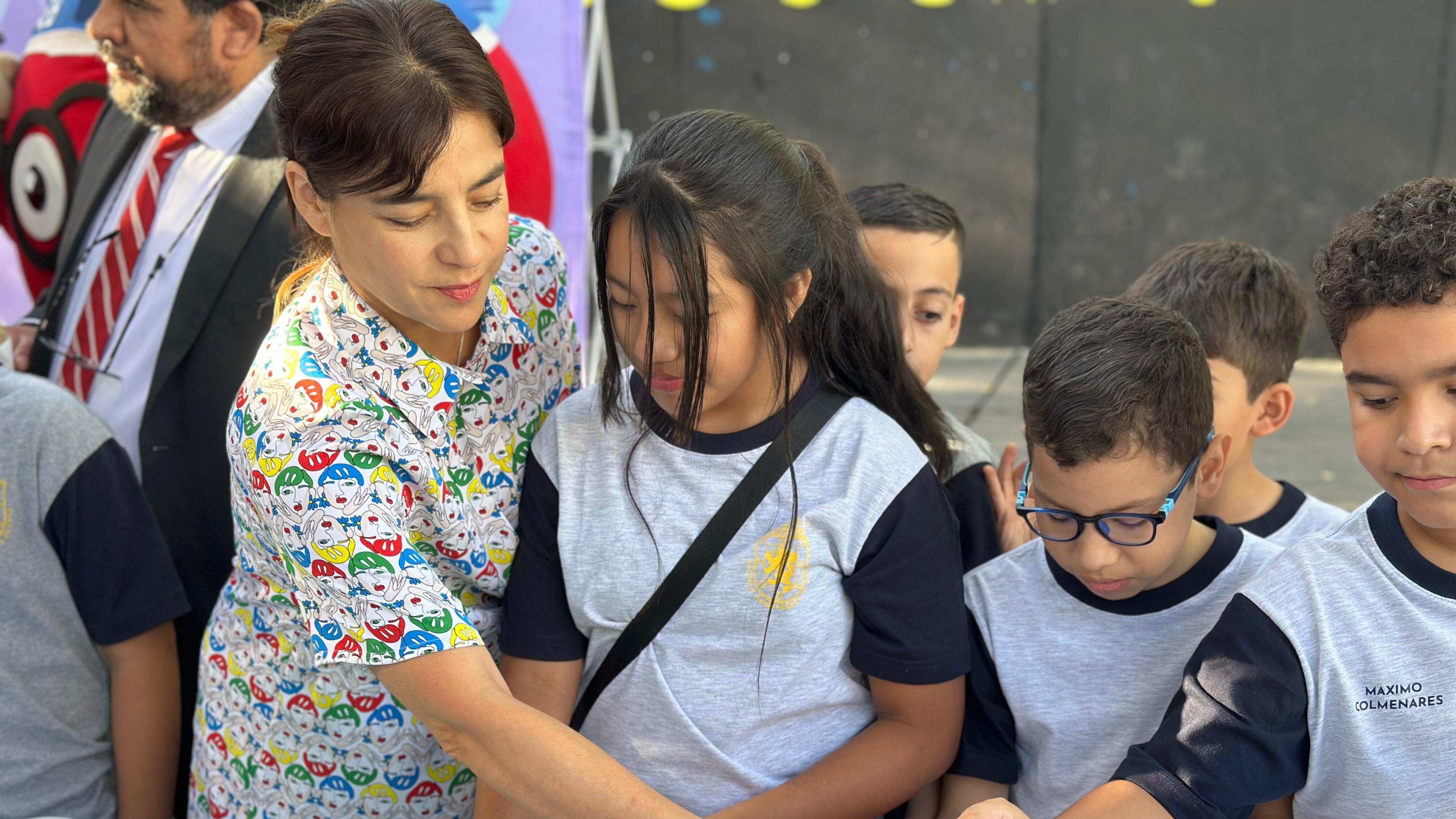 Junaeb lanza guía de colaciones saludables