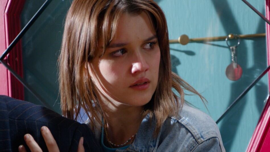 Fernanda Finsterbusch como Javiera en "Juego de Ilusiones""