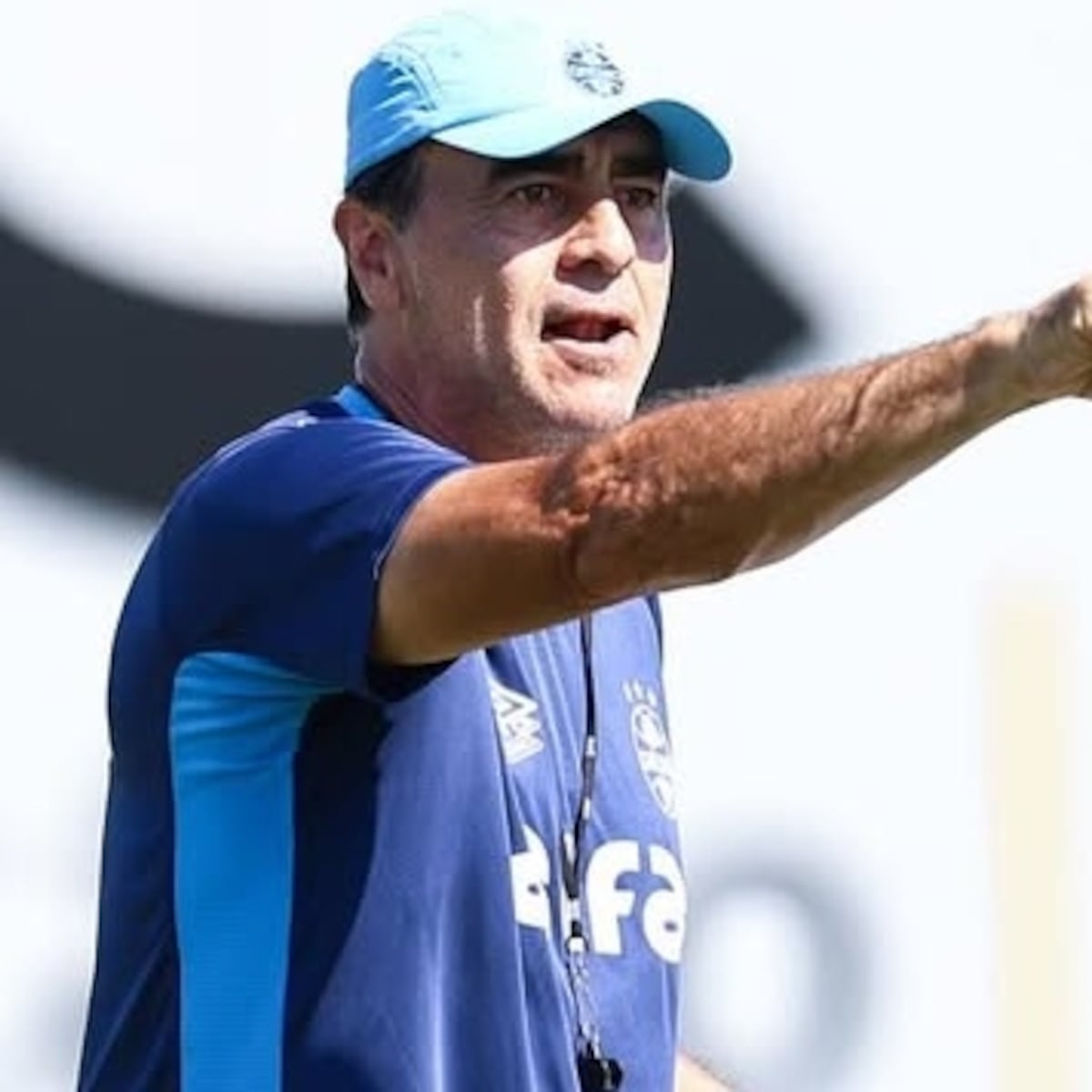 Gustavo Quinteros considera volver a dirigir en Colo Colo tras dos años alejado del Monumental Gustavo Quinteros considera volver a dirigir en Colo Colo tras dos años alejado del Monumental