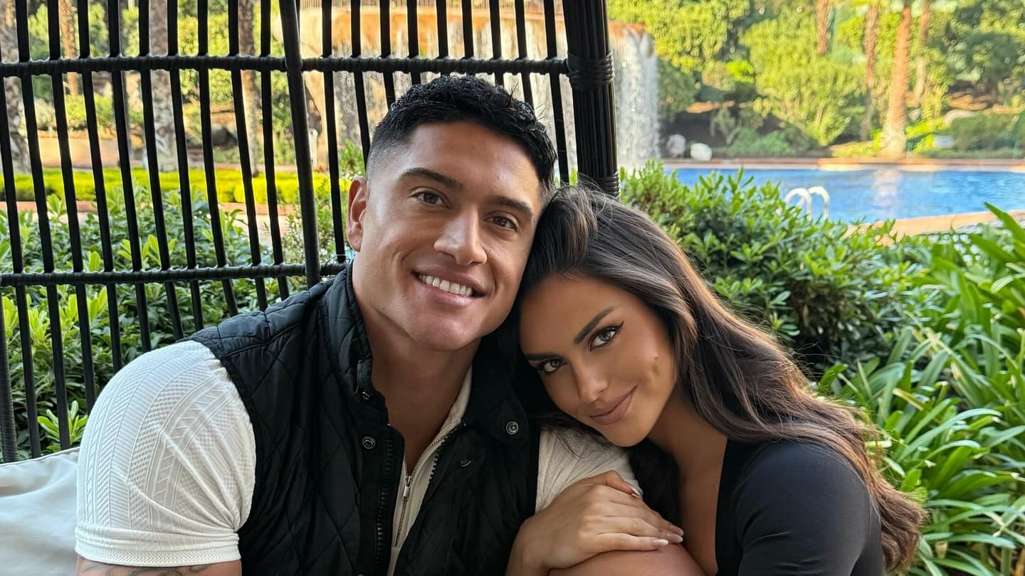 Sammis Reyes y Emilia Dides esperan su primer hijo