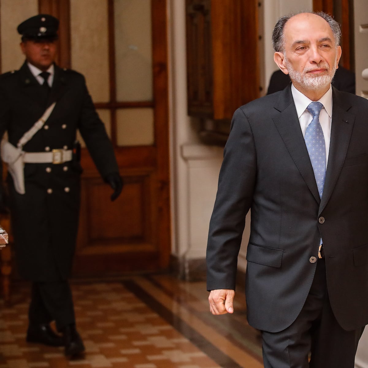 Acusación contra Vivanco cae por error en copia y causal Acusación contra Vivanco cae por error en copia y causal