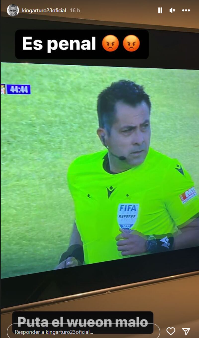 Arturo Vidal estalló por el arbitraje de Julio Bascuñán en el duelo entre Colo Colo y Curicó Unido, principalmente por el supuesto penal de Diego Coelho al final del primer tiempo