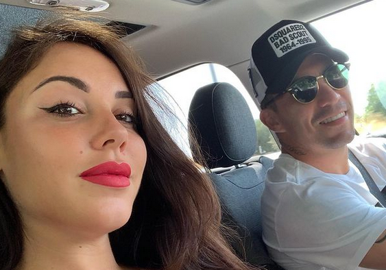 Cristina Morales y Gary Medel