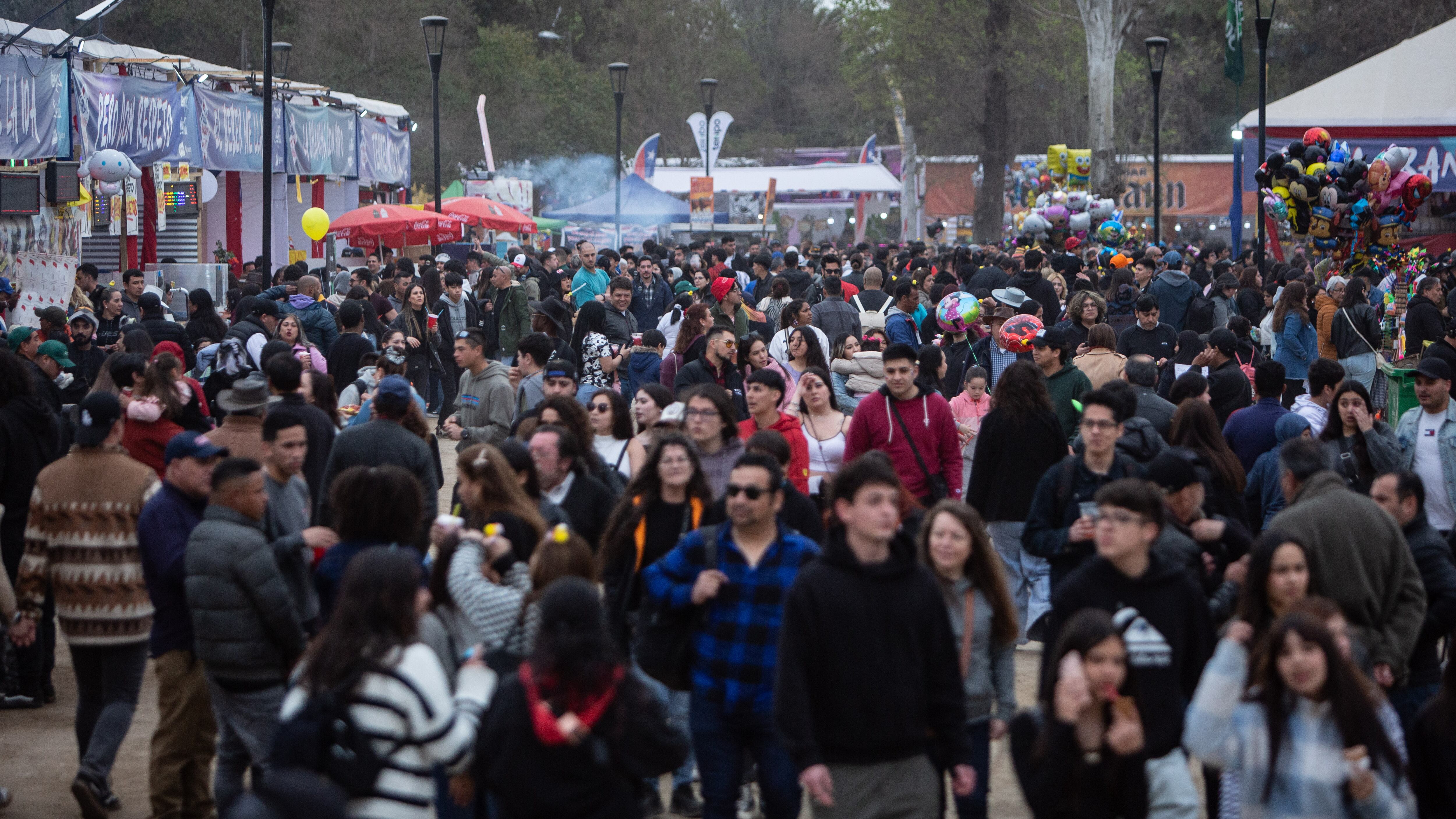 Fondas del Parque O'Higgins: 20 de septiembre 2024 | FOTO: LUKAS SOLIS / AGENCIAUNO