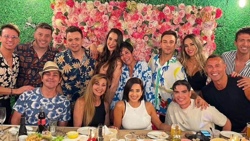 “Un junte para la historia”: Exparticipantes de “Rojo” se reunieron para celebrar los 20 años del programa