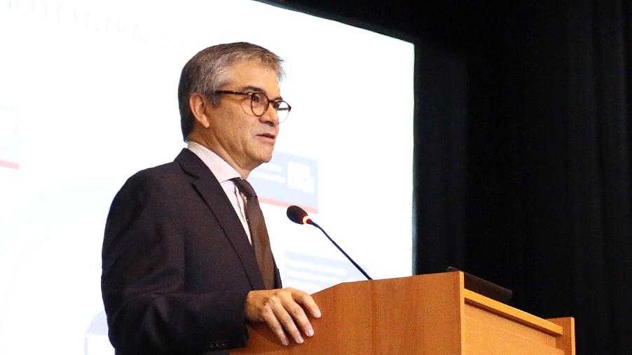 Mario Marcel criticó el manejo fiscal del gobierno de José Antonio Kast