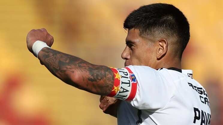 "Con o sin jineta, yo voy a ser el mismo, aportando y dándolo todo", señaló el mediocampista albo, quien explicó el motivo de porqué no aceptó la capitanía en el partido frente a Audax Italiano.