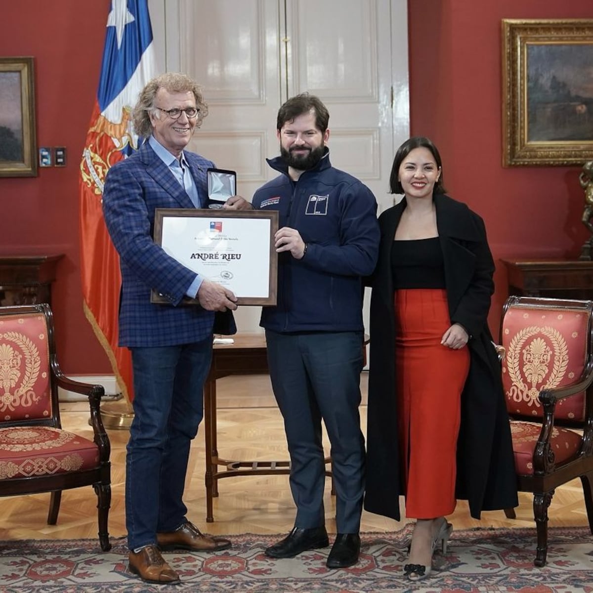 André Rieu, galardonado con la Orden al Mérito Artístico y Cultural Pablo Neruda André Rieu, galardonado con la Orden al Mérito Artístico y Cultural Pablo Neruda