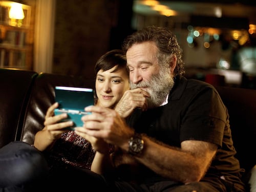 Ética digital: Hija de Robin Williams pide detener las creaciones con IA de su padre: “No están haciendo arte”