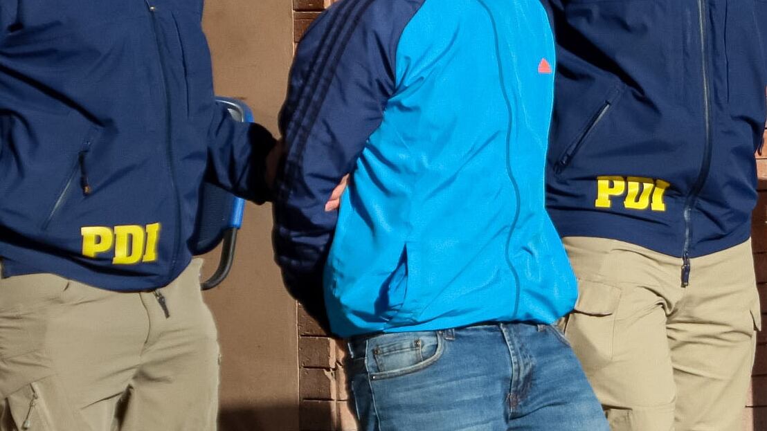 Detención de un sujeto denunciado por un delito.