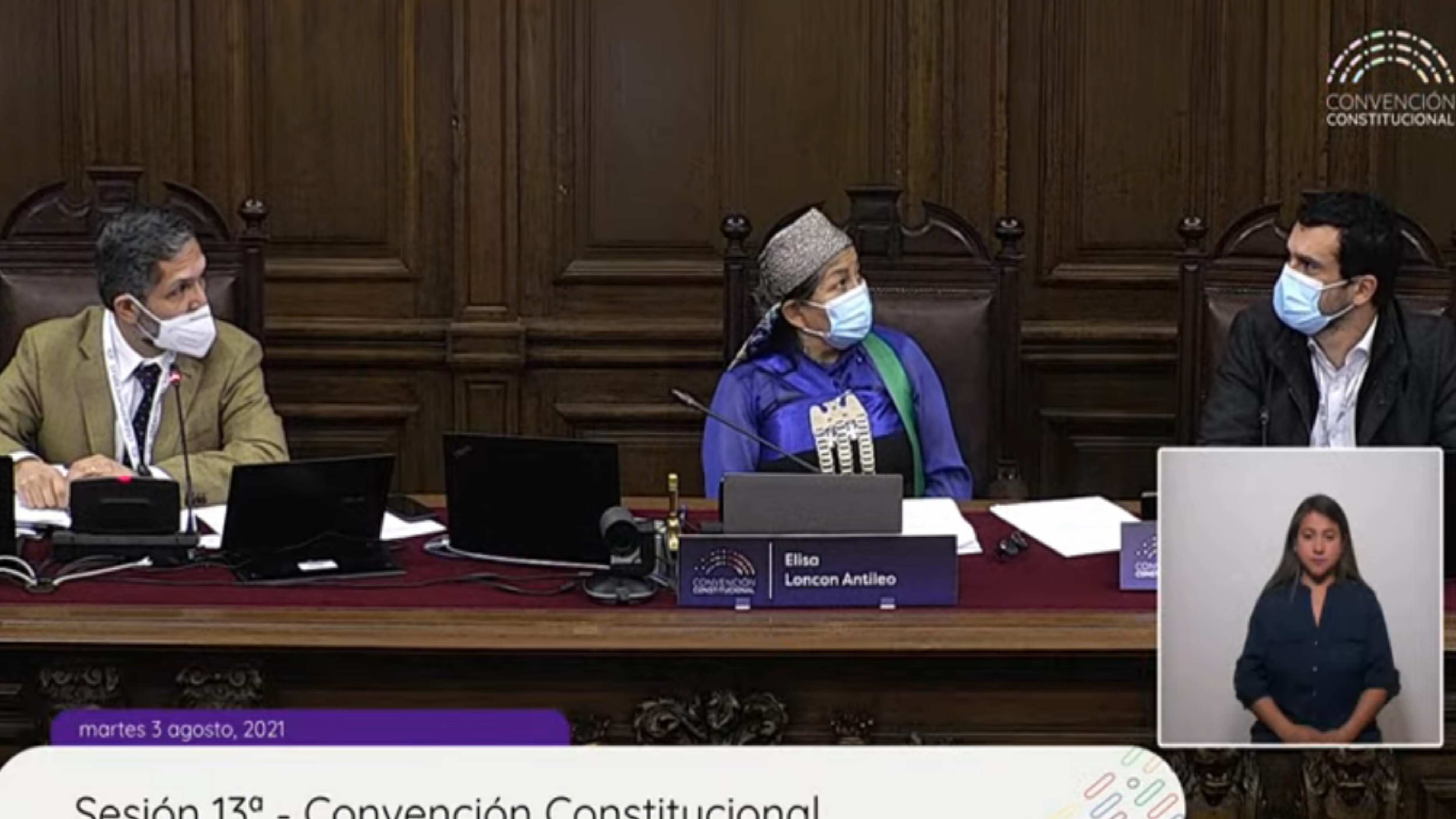 Exjefa: el momento en que se escucha el audio en la convención.