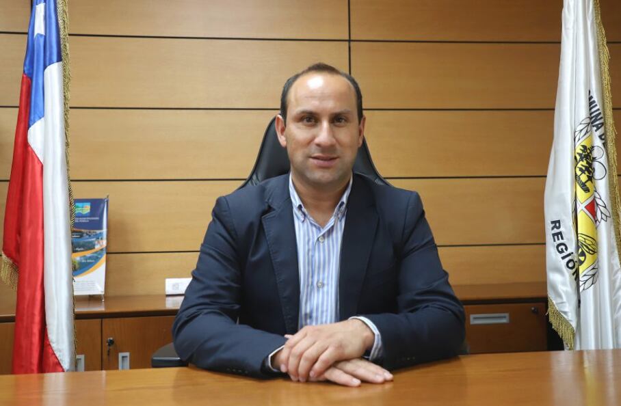 “Te voy a domar potra zaina”: Denuncian por acoso sexual a alcalde de Coihueco