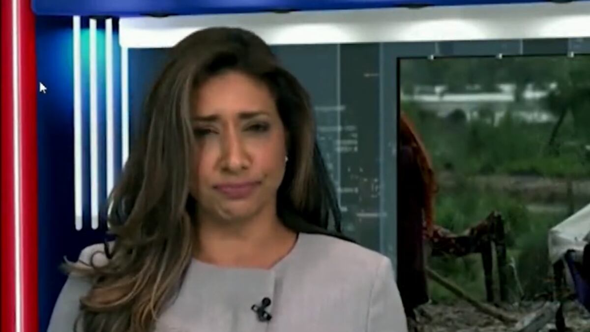 Farah Nasser se comió una mosca por accidente mientras estaba en vivo