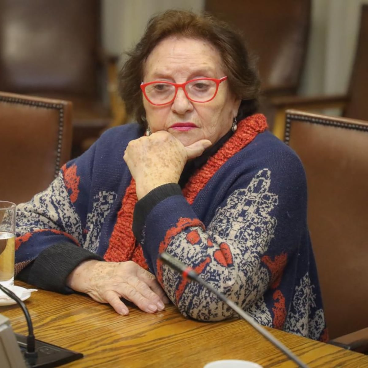 Diputada María Luisa Cordero pide más fiscalización a clínicas dentales Diputada María Luisa Cordero pide más fiscalización a clínicas dentales