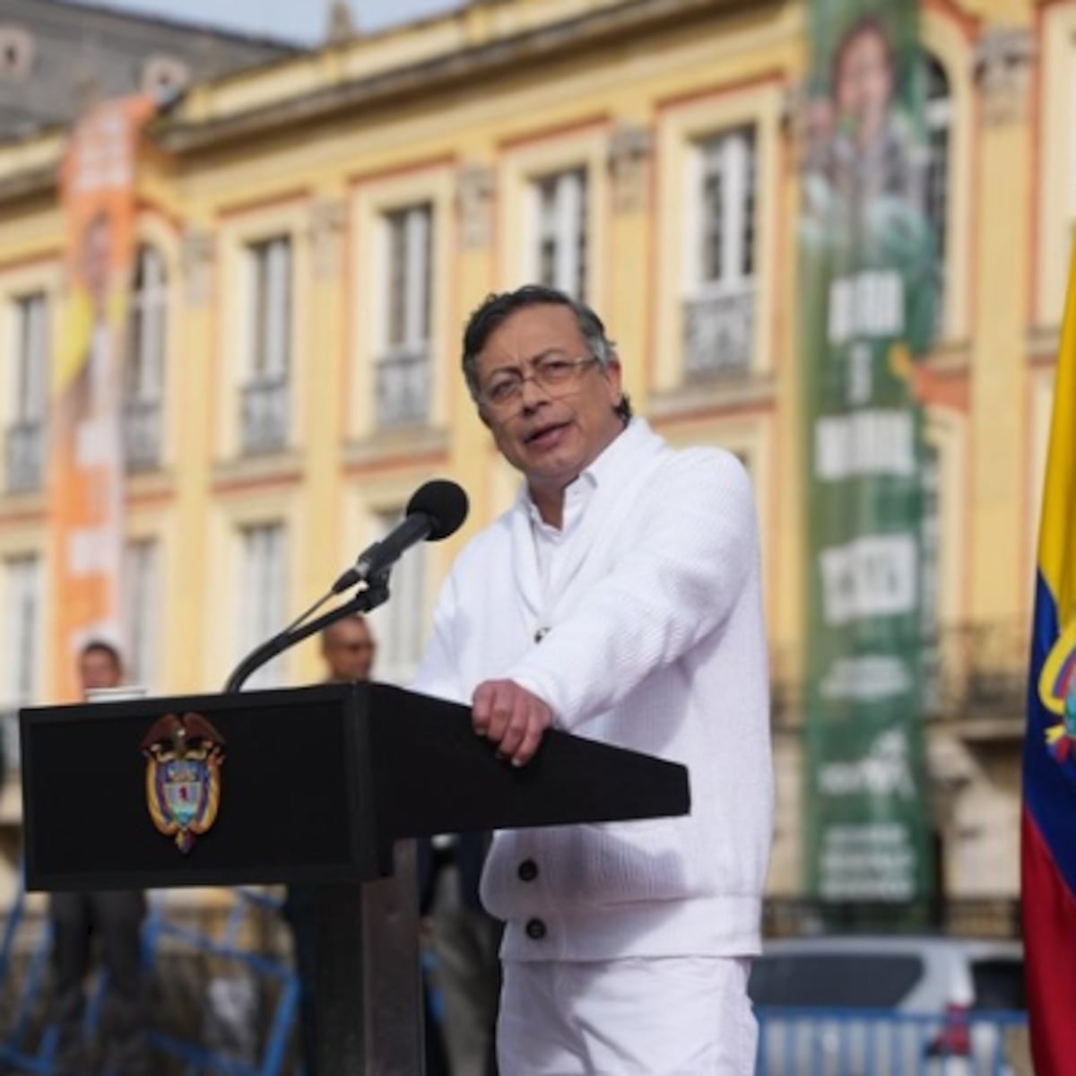 Ordenan suspensión provisional de Gustavo Petro tras terremoto en Colombia Ordenan suspensión provisional de Gustavo Petro tras terremoto en Colombia