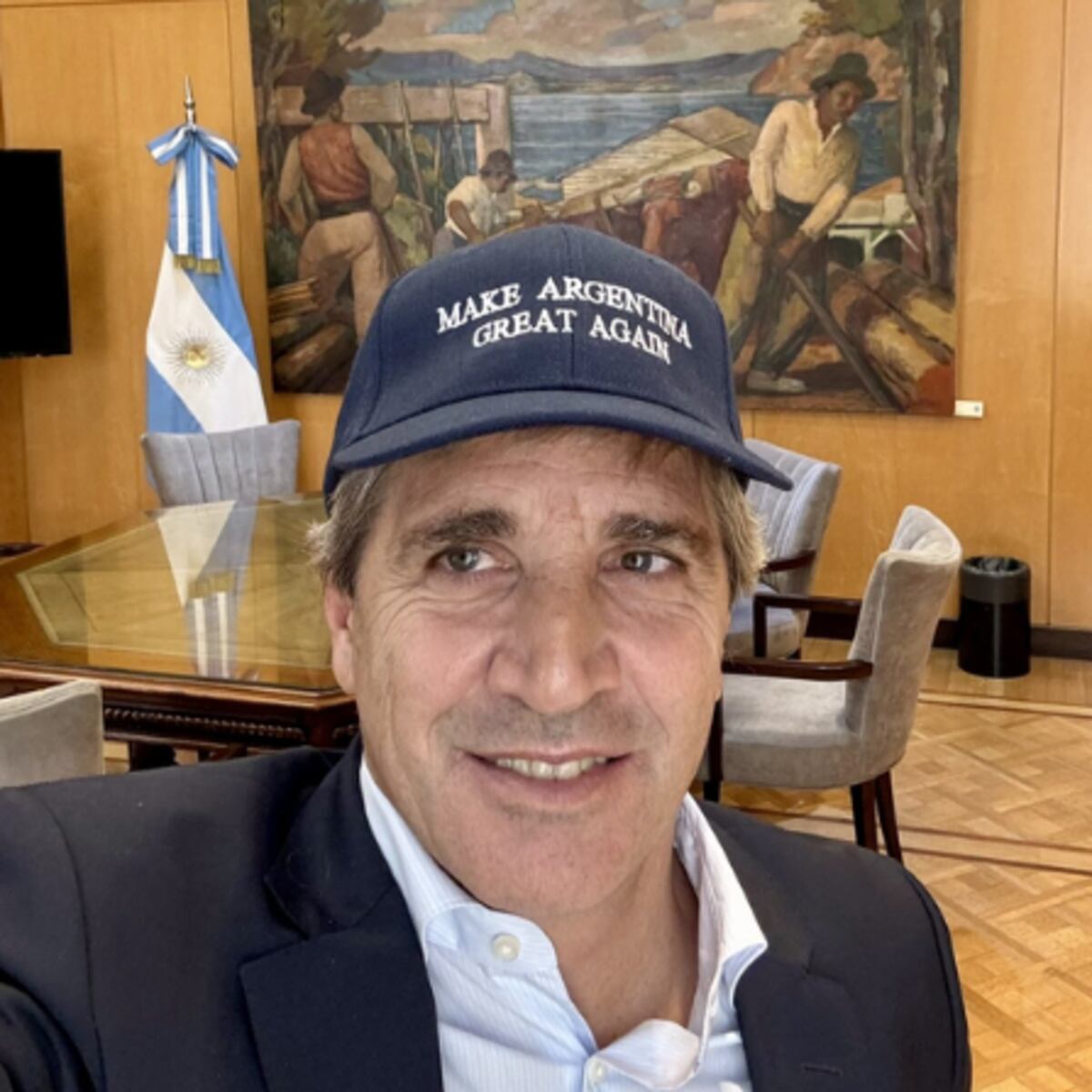Ministro de Economía advierte sobre Gabriel Boric Ministro de Economía advierte sobre Gabriel Boric