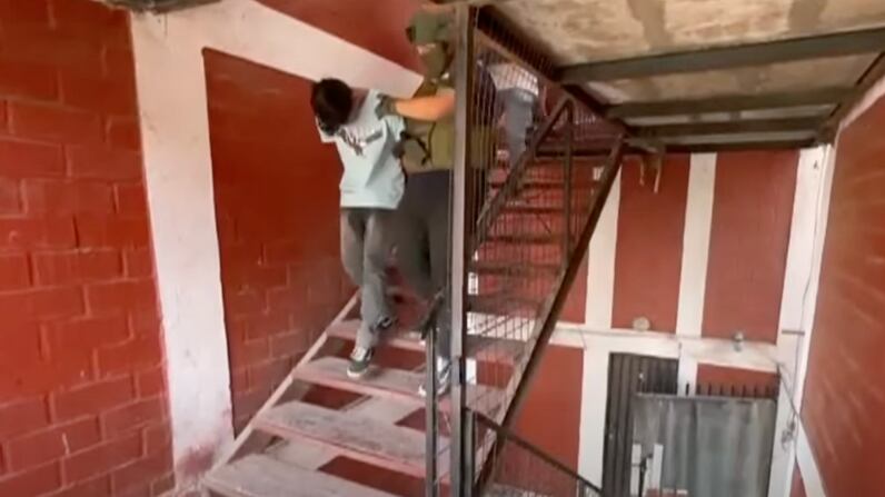 Detenido tras encerrona a Carabinero | Captura: T13 de Canal 13
