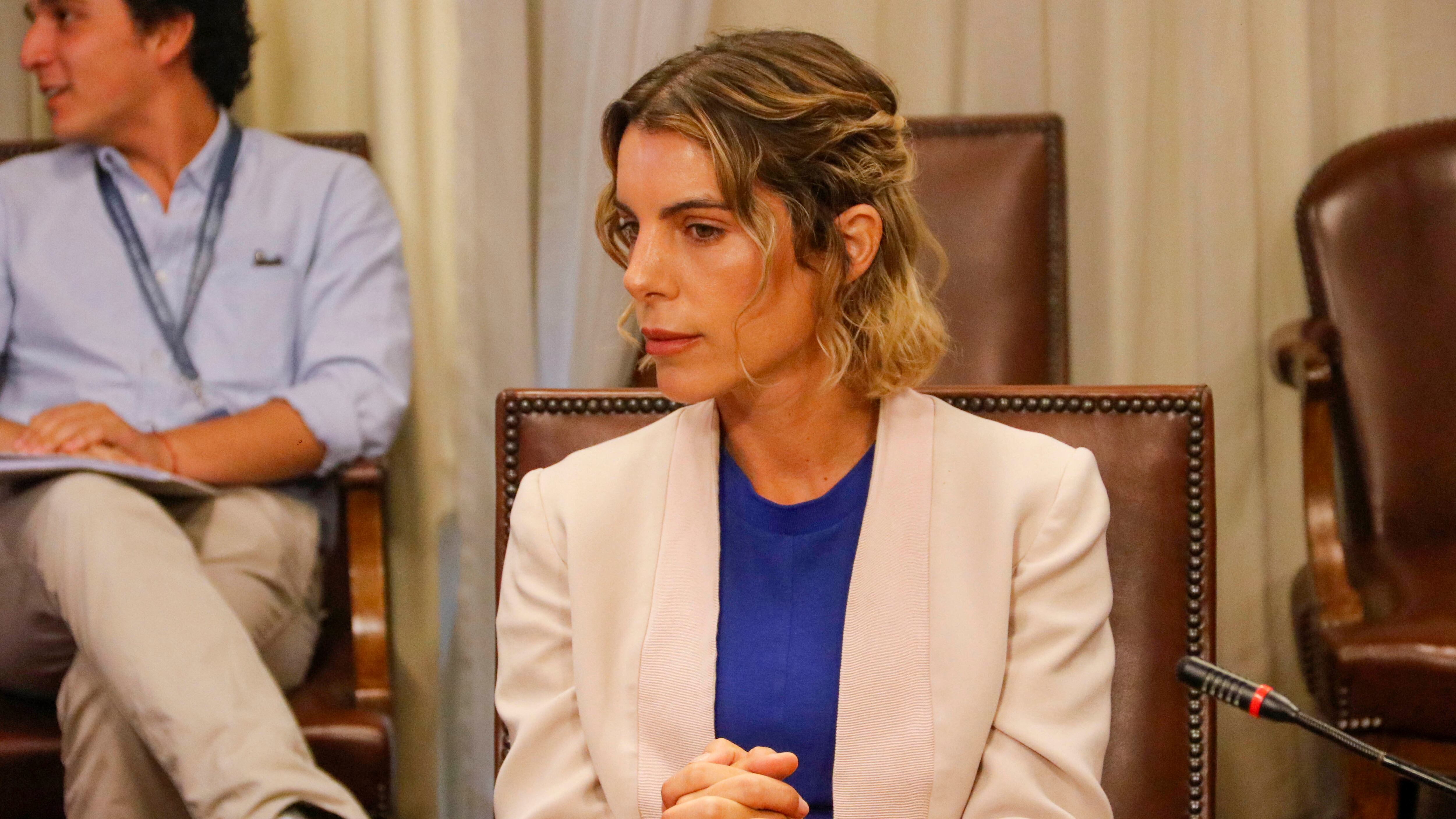 CAMARA : 20 de enero 2025 | 20 ENERO 2025/VALPARAISO
La diputada, Maite Orsini, regresa a cumplir sus labores en la Camara de Diputados tras una larga ausencia.
FOTO: SEBASTIAN RIOS MORALES/AGENCIAUNO