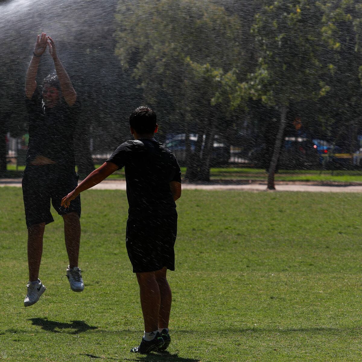 Alerta por calor extremo en varias regiones y provincias Alerta por calor extremo en varias regiones y provincias