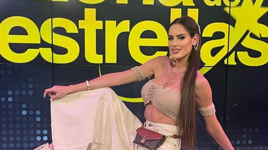 Adriana Barrientos habría puesto su renuncia en la mesa del programa "Zona de estrellas".