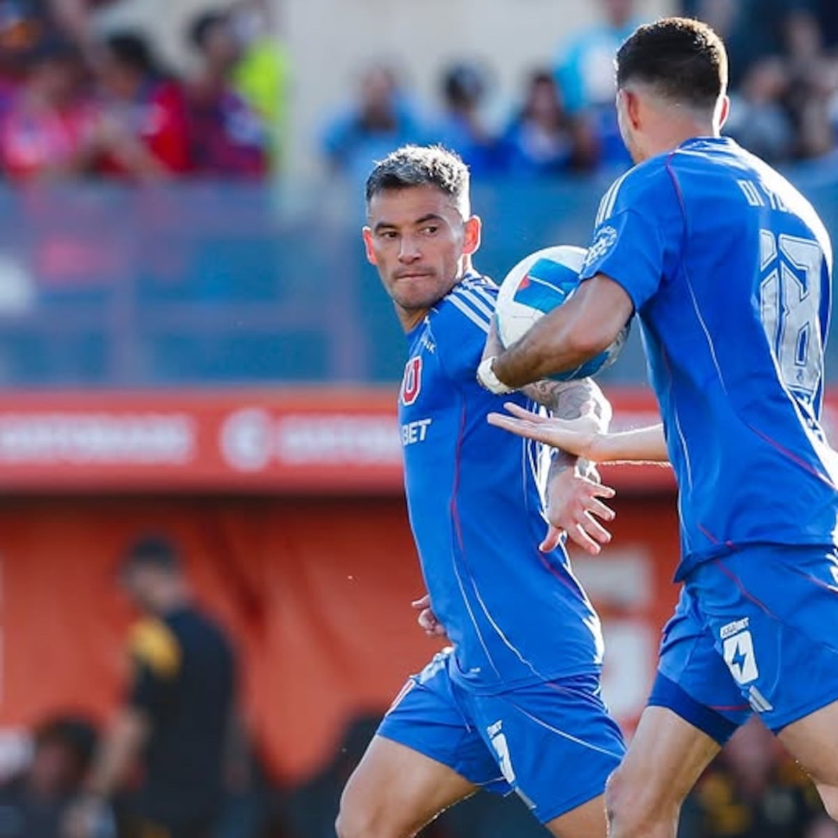 Charles Aránguiz critica a la ANFP y el Sifup Charles Aránguiz critica a la ANFP y el Sifup