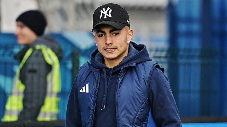 El jugador chileno recibió duras críticas en Rusia debido al bajo rendimiento mostrado en las últimas semanas en su equipo, FC Orenburg.