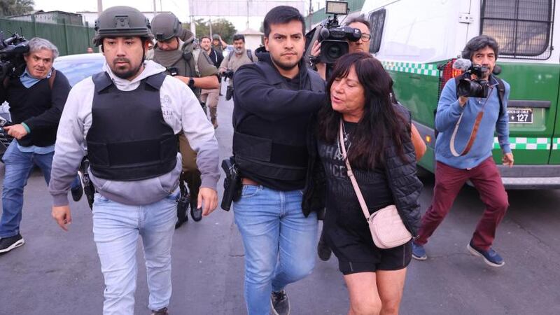 Decretan prisión preventiva para mujer que disparó en Lo Valledor