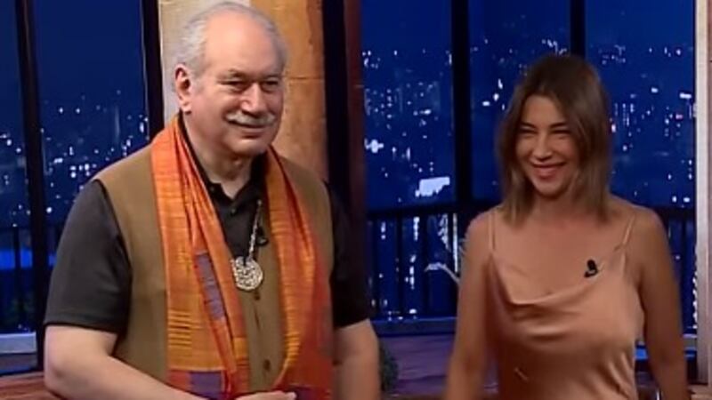 Pedro Engel y Pancha Merino se alinean: Estrenan programa de guía espiritual en TV+