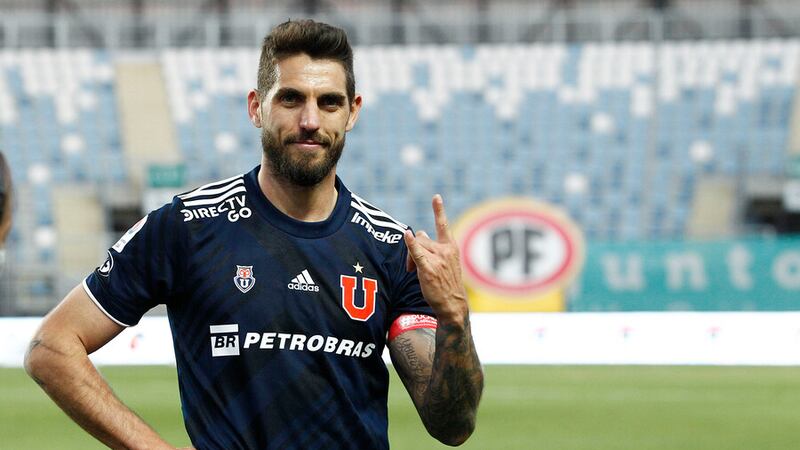 Joaquín Larrivey: “Mi suegro siempre quiso verme con los colores de la UC”