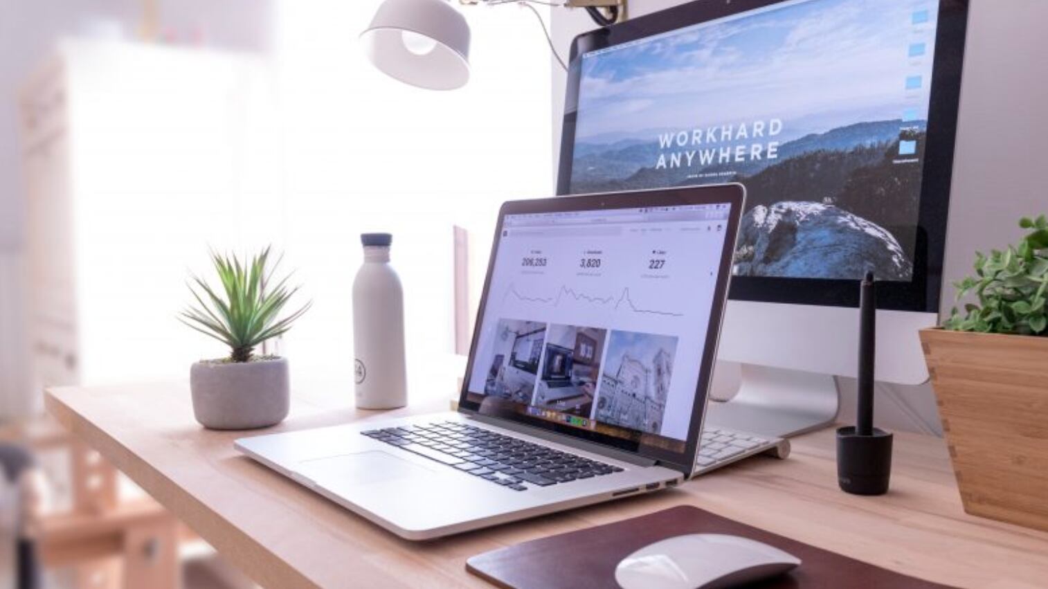 Foto Santander sobre el teletrabajo