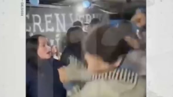 Golpe a diputado Olivares