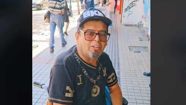 El humorista tiene agendada una serie de espectáculos a semanas de haber sufrido la amputación de su pie derecho debido a una descompensación diabética.