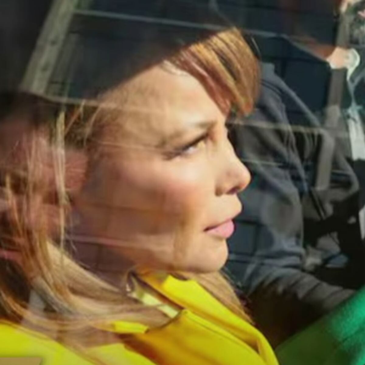 Cathy Barriga enfrenta caída de cabello por estrés en prisión domiciliaria Cathy Barriga enfrenta caída de cabello por estrés en prisión domiciliaria