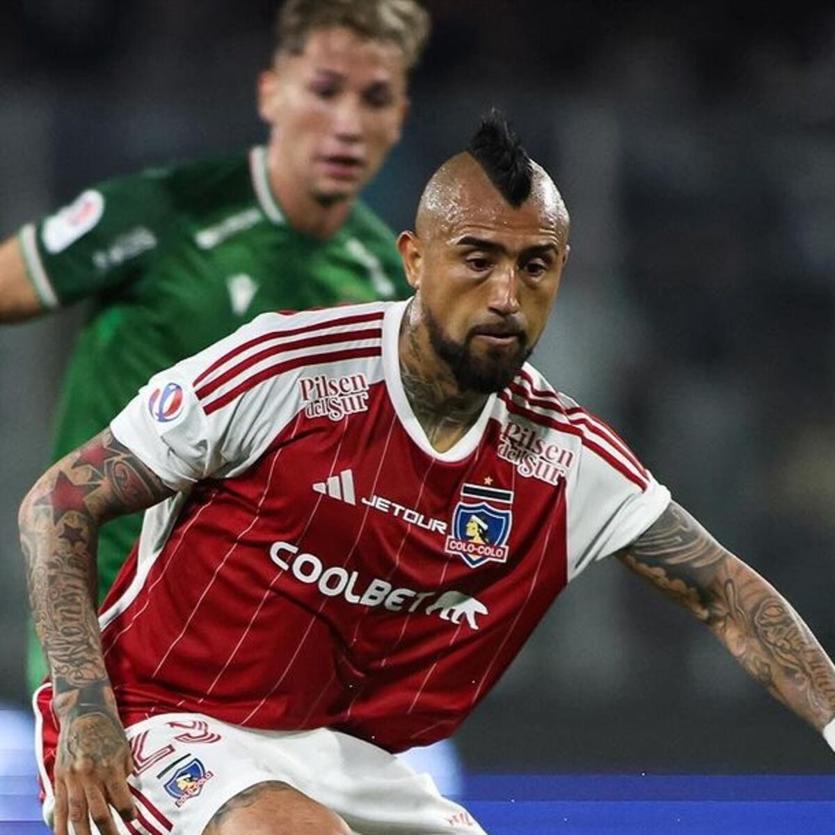 Arturo Vidal responde a críticos antes de enfrentar a Brasil Arturo Vidal responde a críticos antes de enfrentar a Brasil
