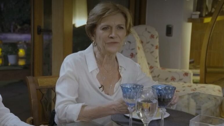 Evelyn Matthei recuerda a expresidente Sebastián Piñera en "La Divina Comida".