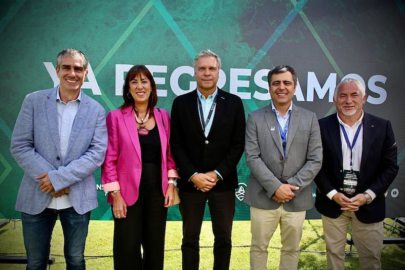 Turismo local como motor de recuperación: AMUCH y FEDETUR lideran encuentro nacional en Algarrobo