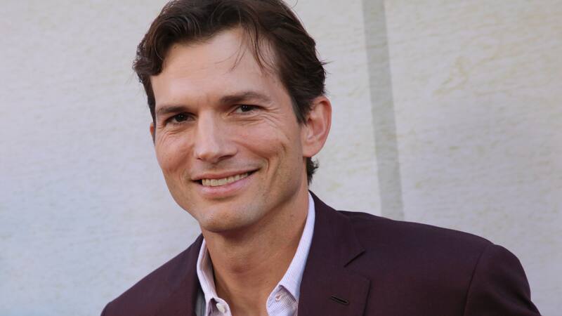 Ashton Kutcher. / Foto: Robin L Marshall/Getty Images.