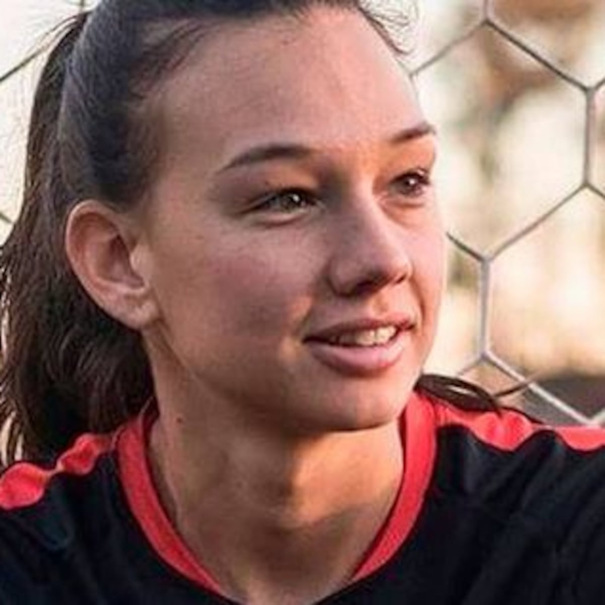 Tiane Endler regresa a defender arco de Chile Tiane Endler regresa a defender arco de Chile